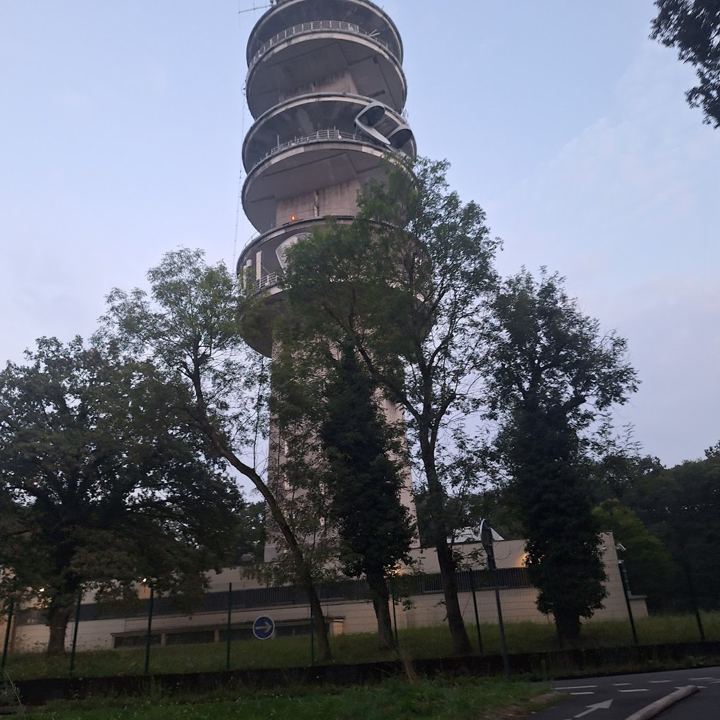Tour Hertzienne de Meudon 3